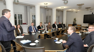 wirtschaftsministerium-teilnehmer.jpg